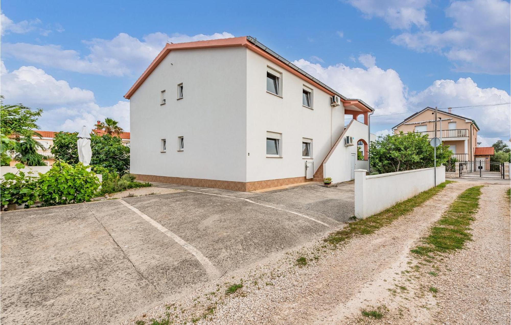 Lovely Apartment In Vir With Kitchen Zewnętrze zdjęcie